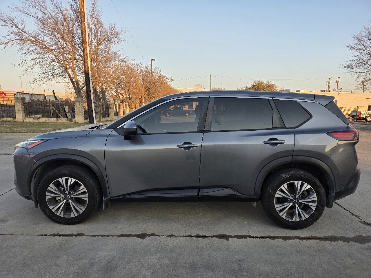 Nissan Rogue SV 2023