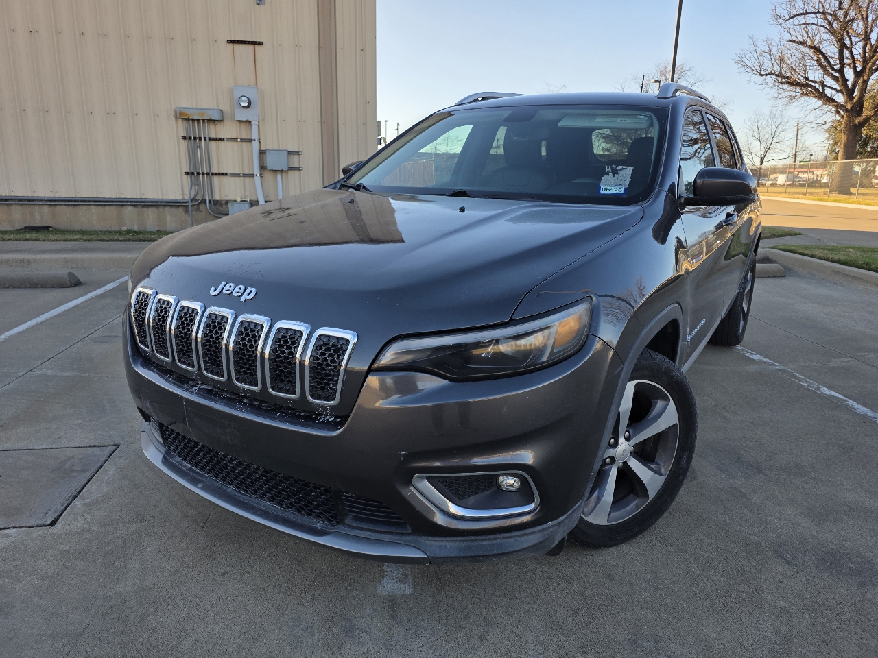 2019 Jeep Cherokee Limited FWD