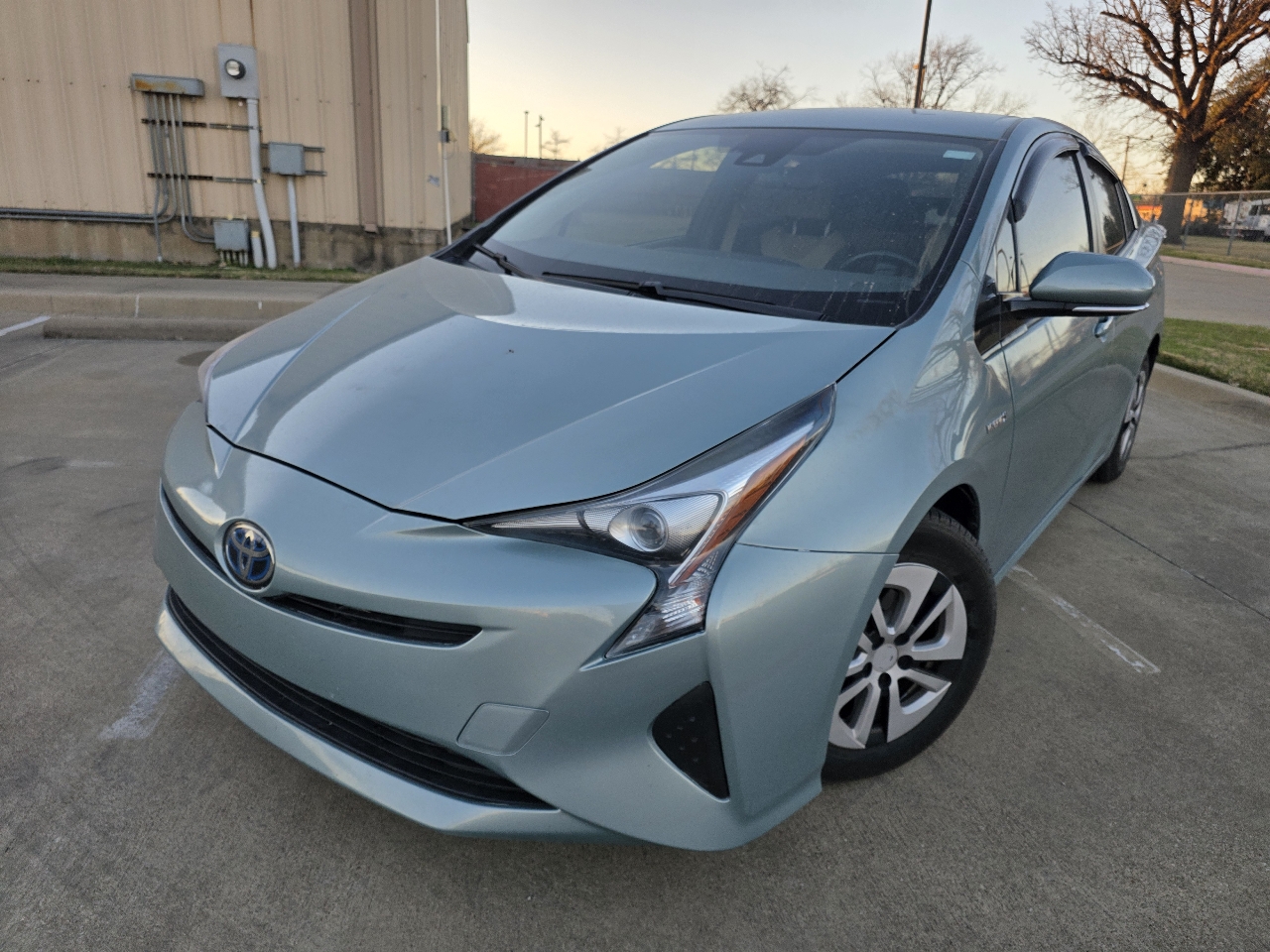 Toyota Prius Two Eco 2017