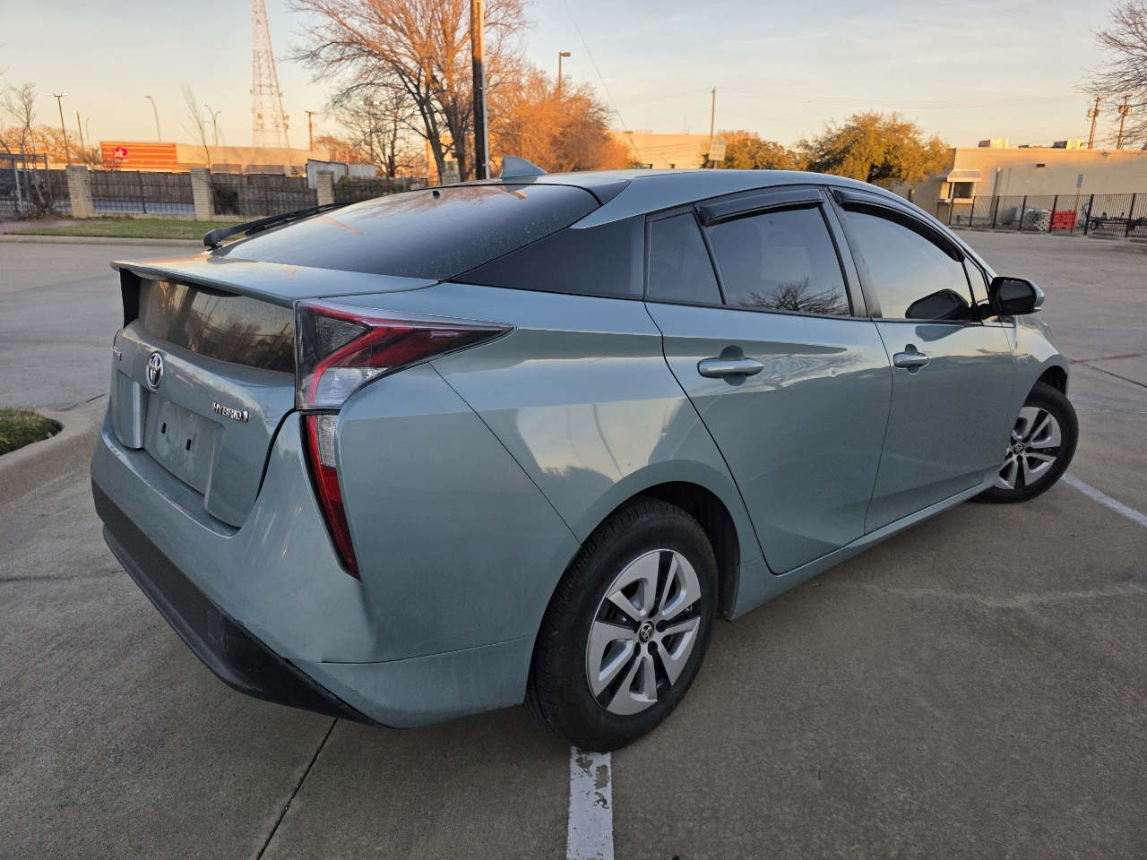 Toyota Prius Two Eco 2017