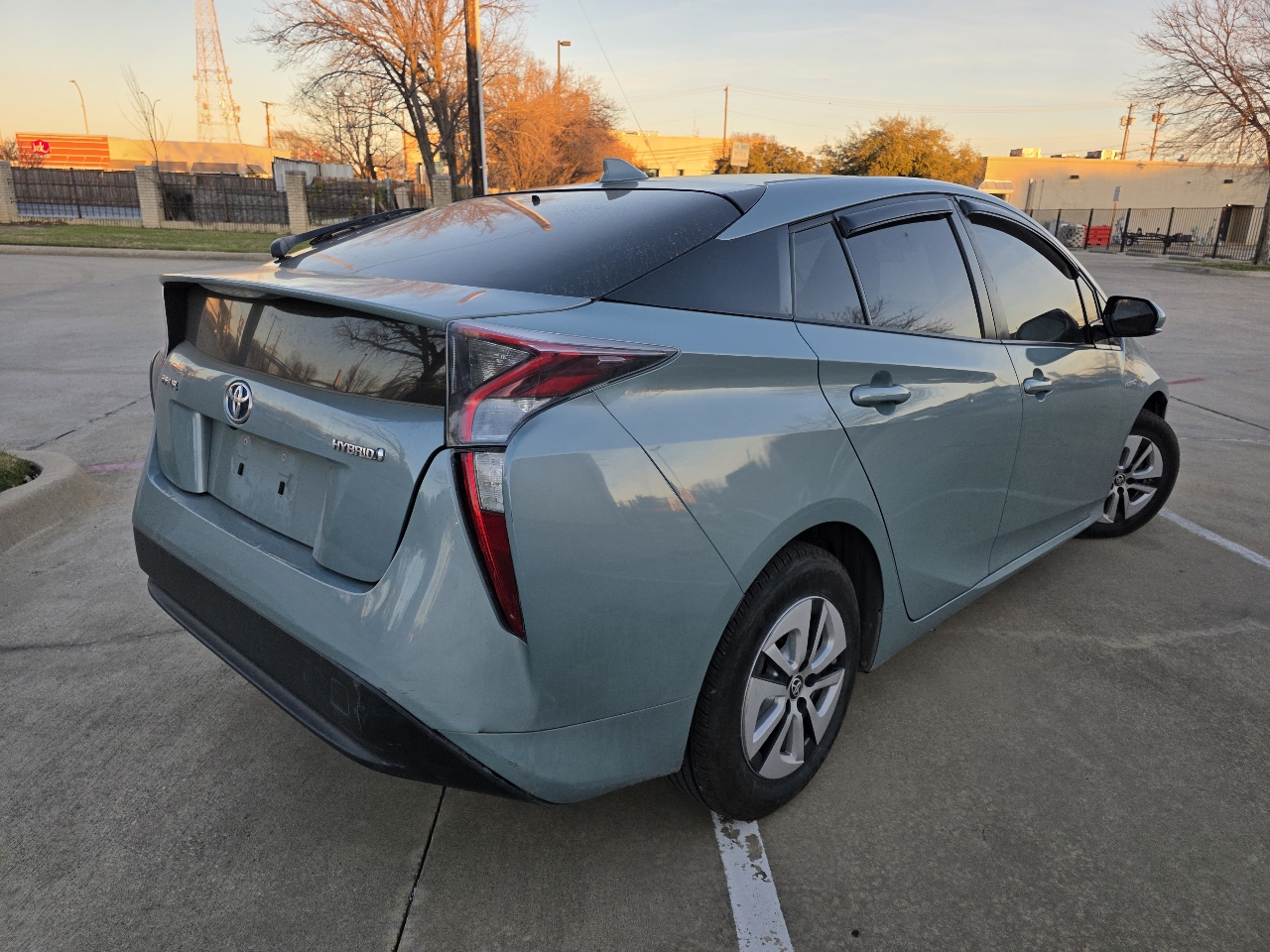 Toyota Prius Two Eco 2017
