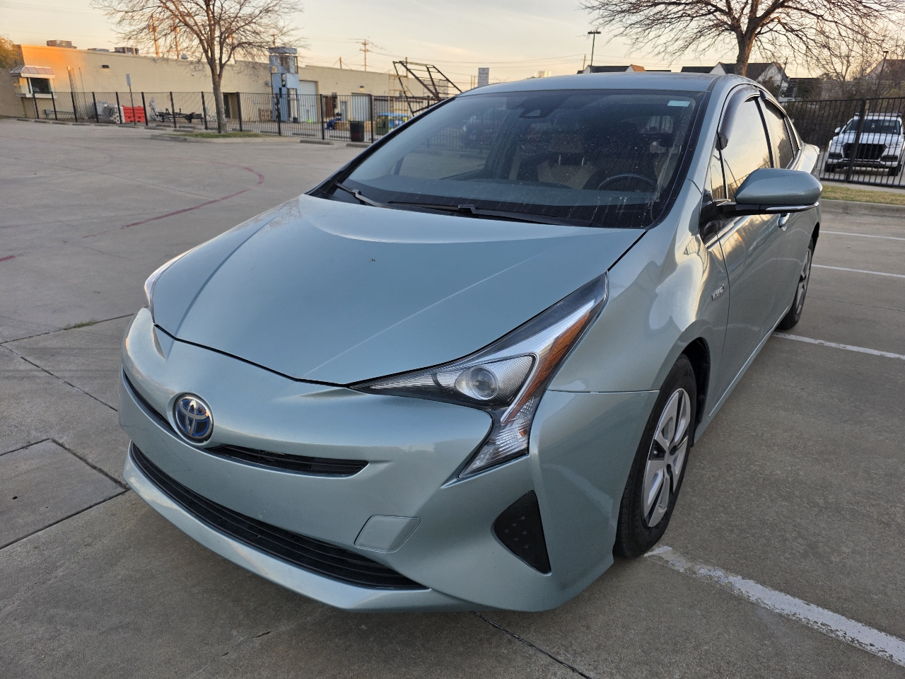Toyota Prius Two Eco 2017