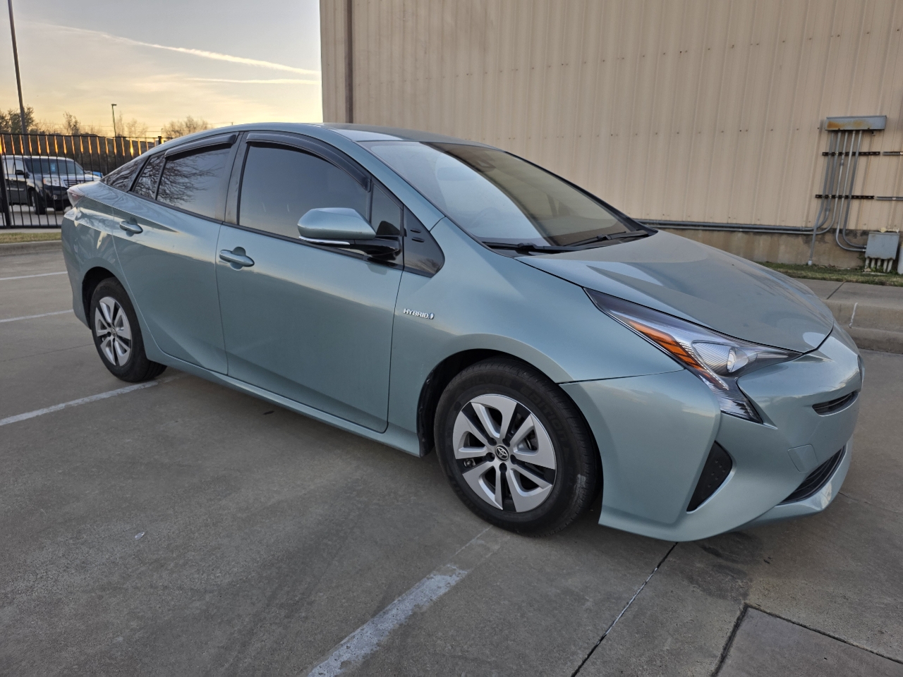Toyota Prius Two Eco 2017