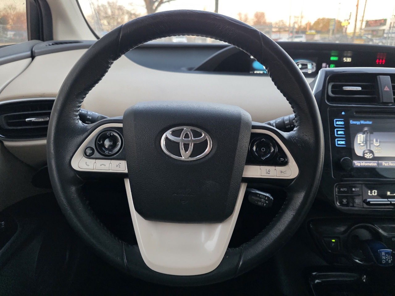 Toyota Prius Two Eco 2017