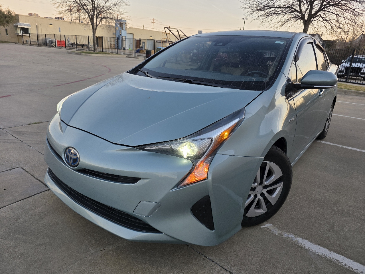 Toyota Prius Two Eco 2017