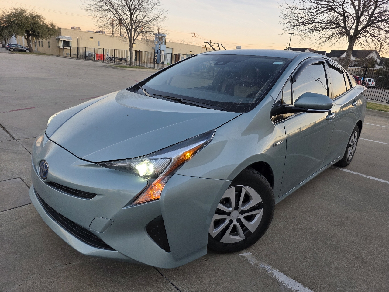 Toyota Prius Two Eco 2017