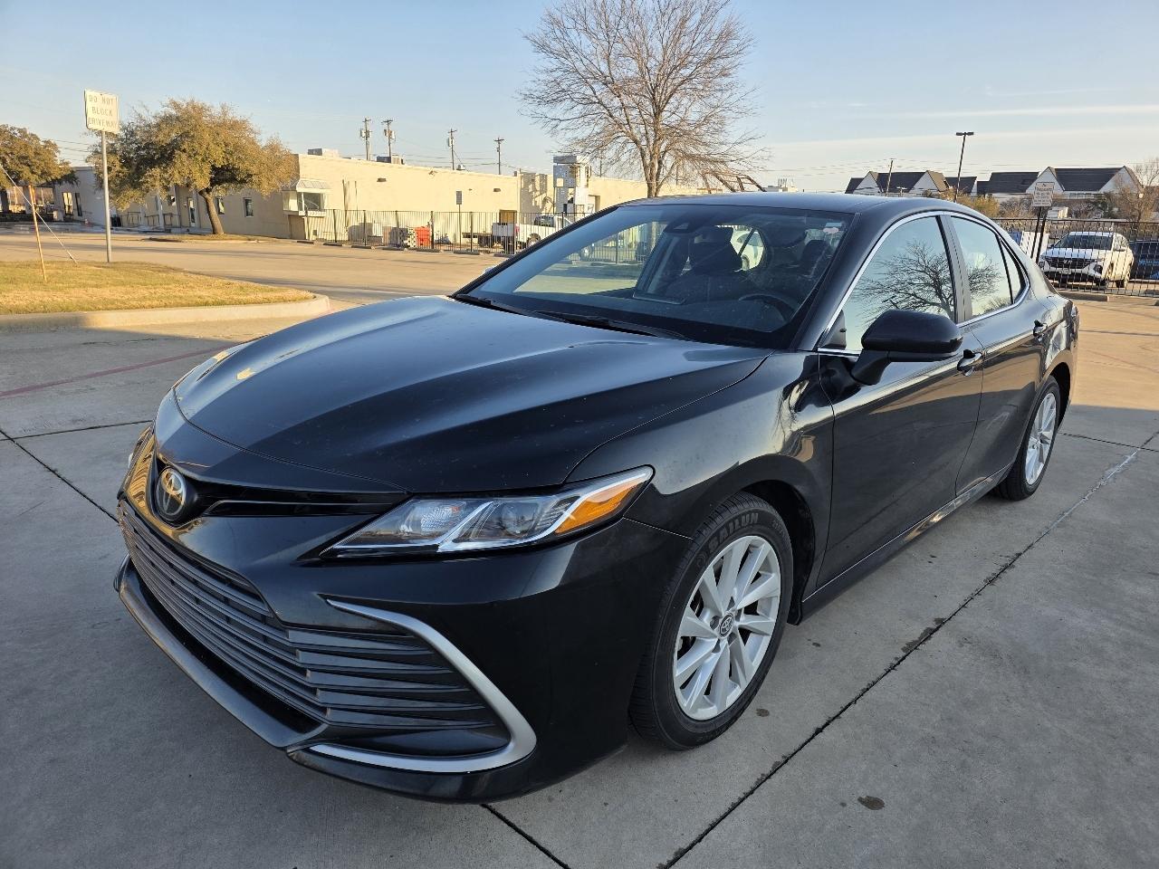 Toyota Camry LE 2023