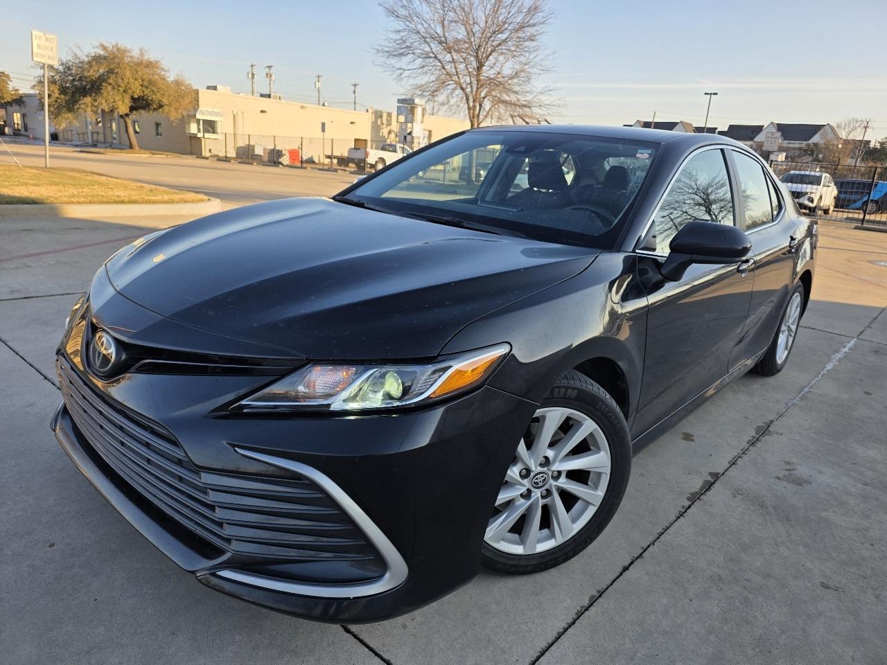 Toyota Camry LE 2023