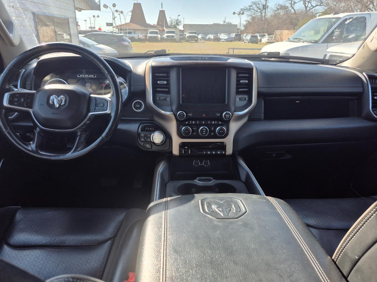 RAM 1500 Laramie Crew Cab SWB 4WD 2022