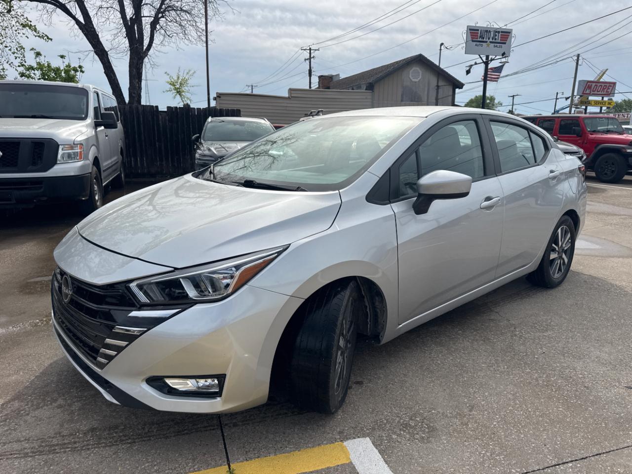 2023 Nissan Versa SV