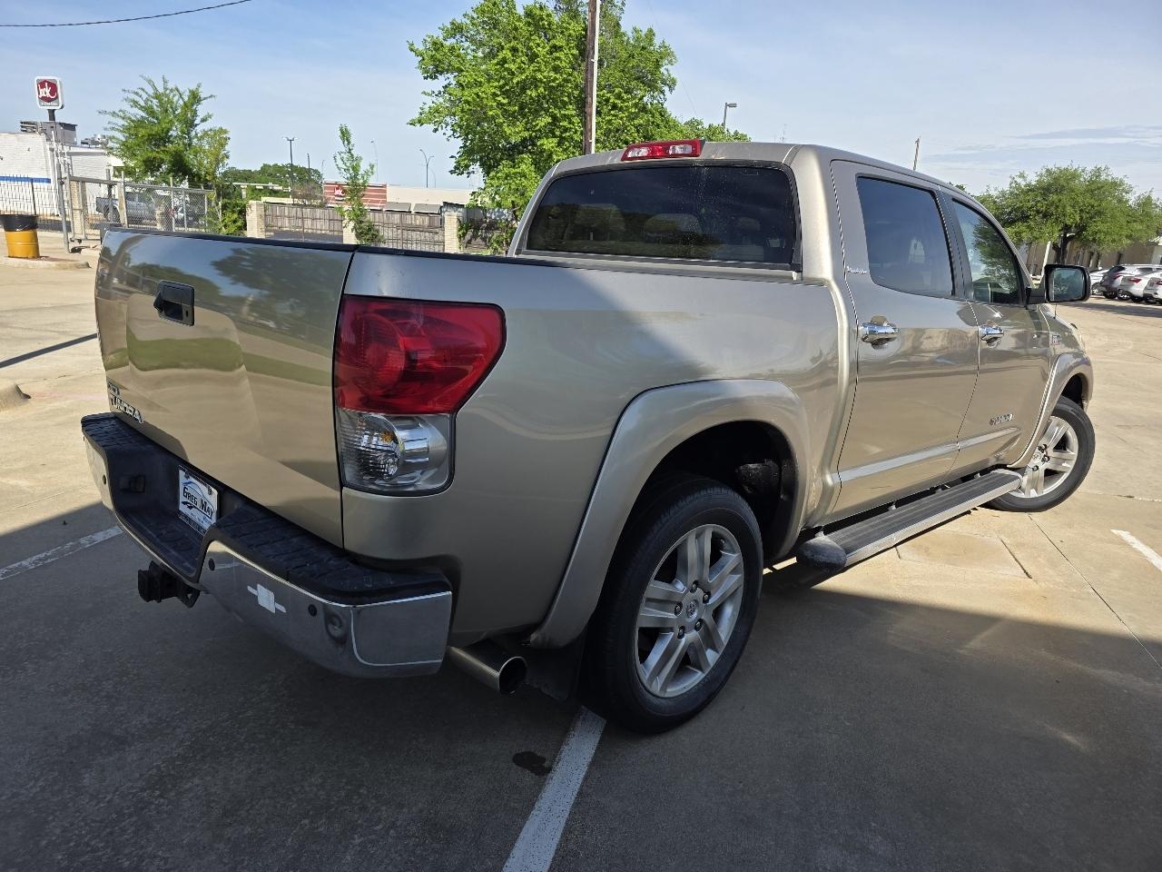 Toyota Tundra Limited CrewMax 5.7L 2WD 2008