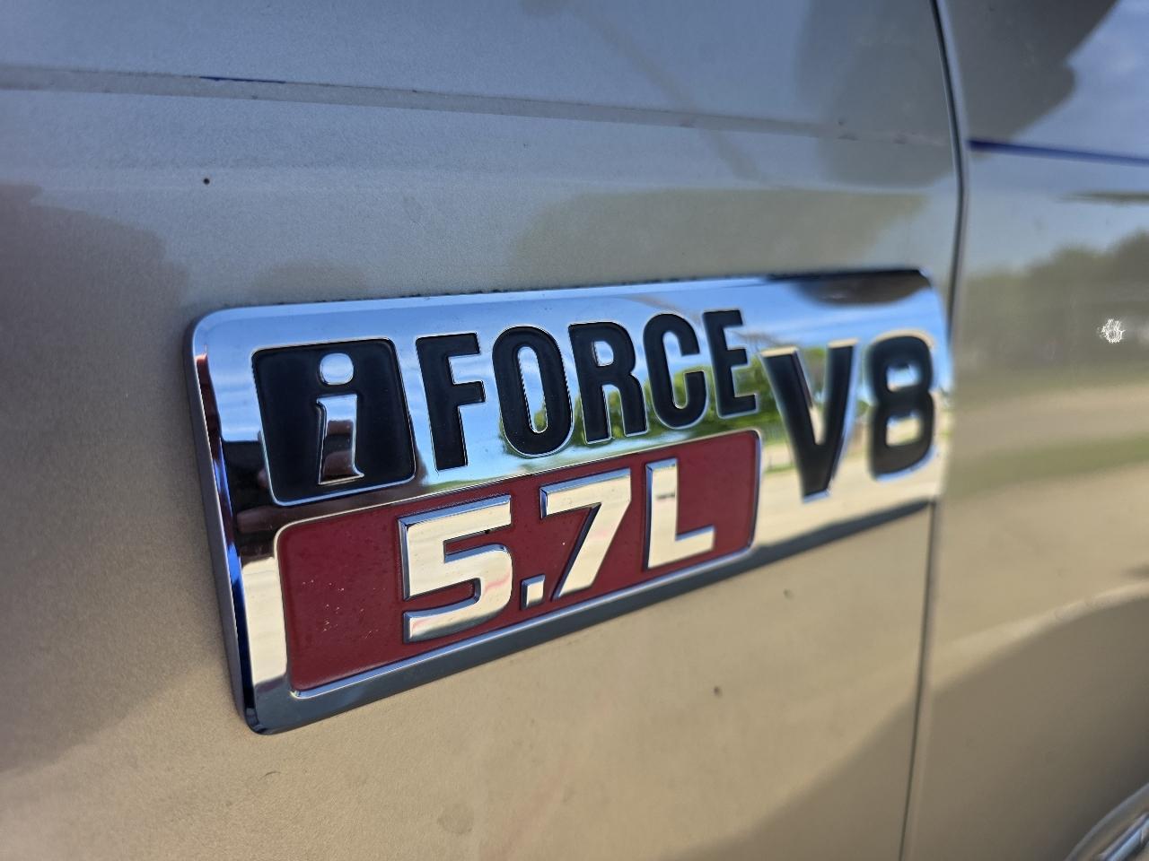 Toyota Tundra Limited CrewMax 5.7L 2WD 2008