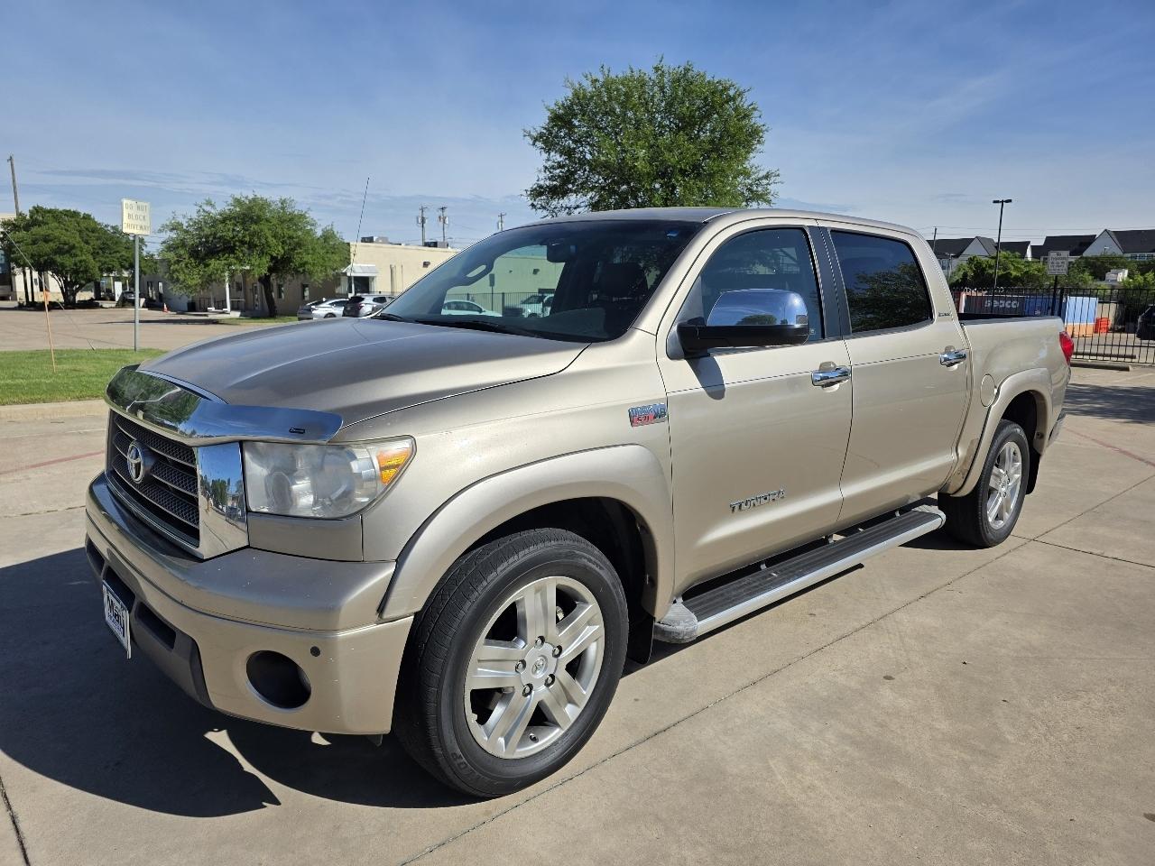 Toyota Tundra Limited CrewMax 5.7L 2WD 2008