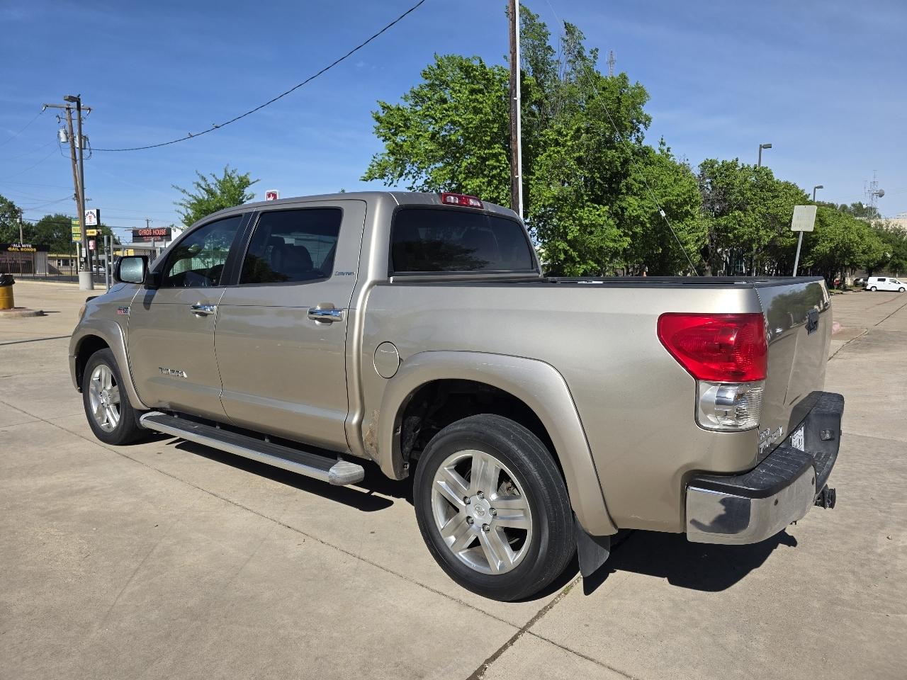Toyota Tundra Limited CrewMax 5.7L 2WD 2008
