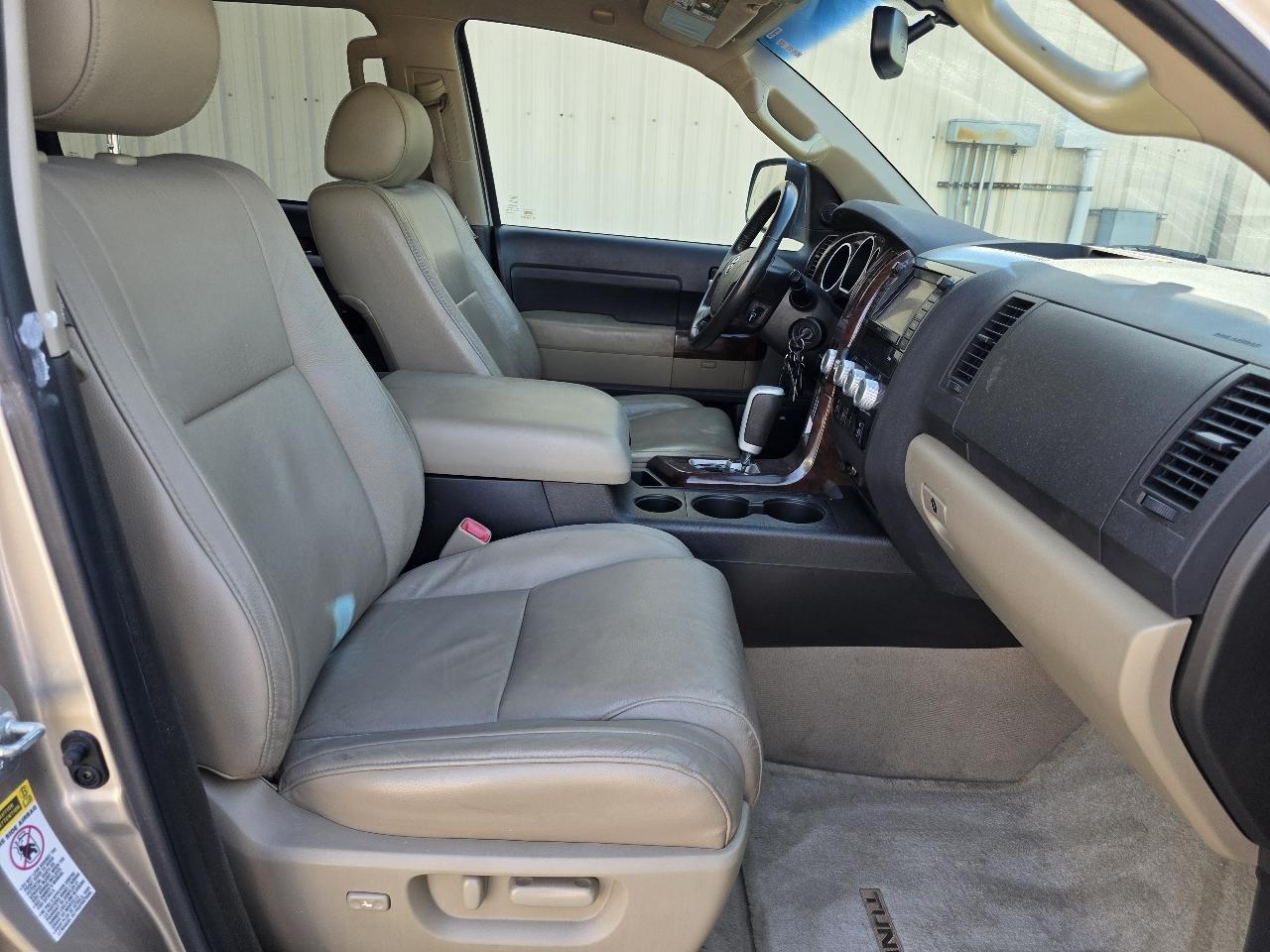 Toyota Tundra Limited CrewMax 5.7L 2WD 2008