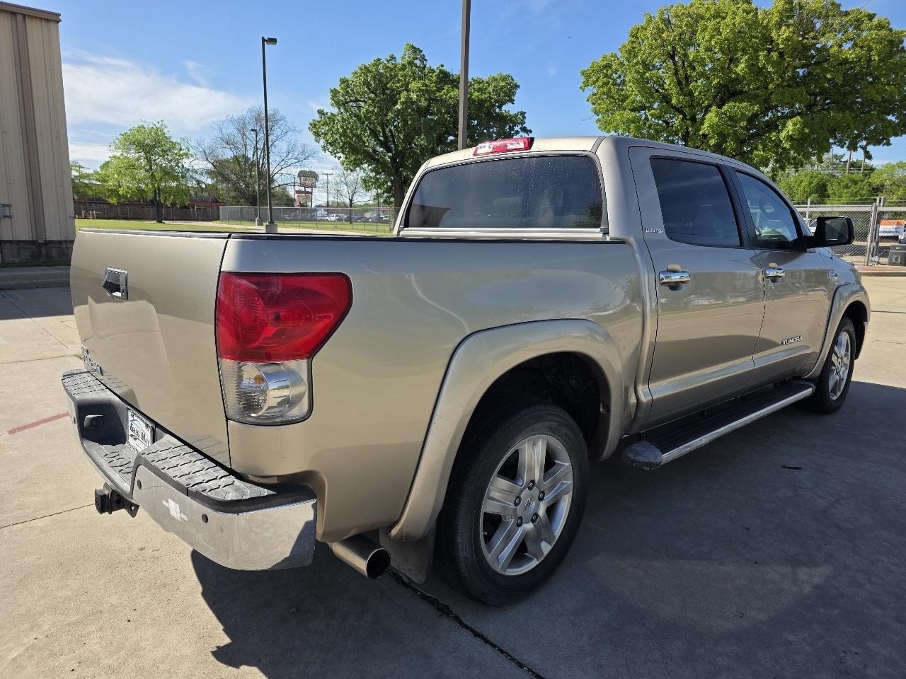 Toyota Tundra Limited CrewMax 5.7L 2WD 2008