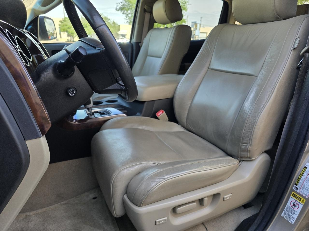 Toyota Tundra Limited CrewMax 5.7L 2WD 2008