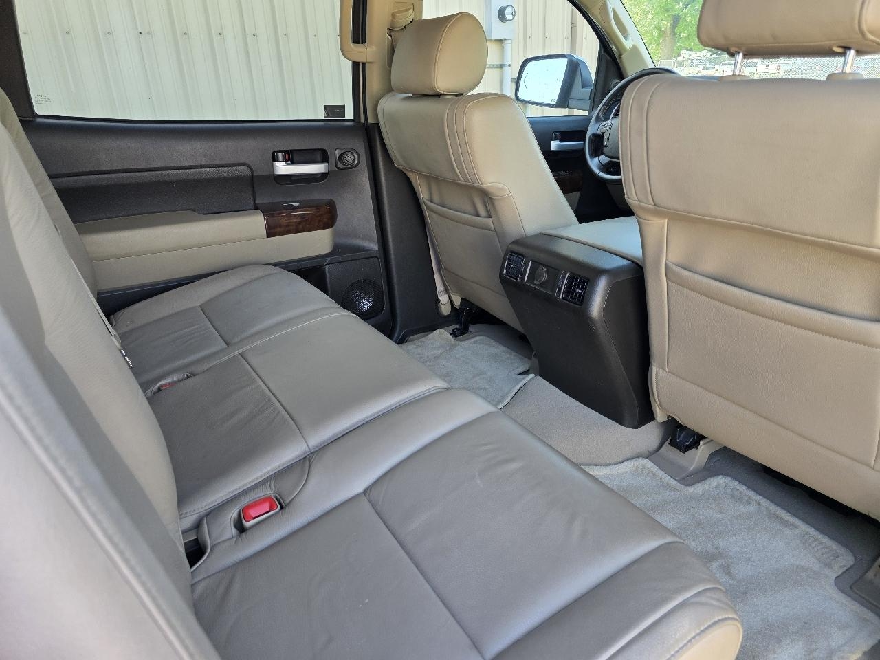 Toyota Tundra Limited CrewMax 5.7L 2WD 2008