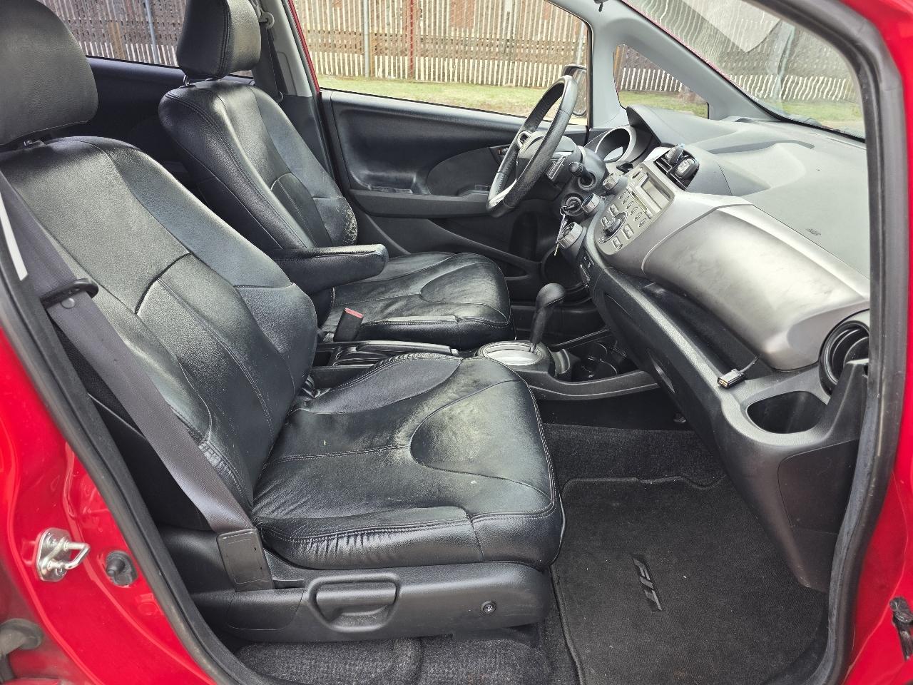 Honda Fit Sport 5-Speed AT 2009