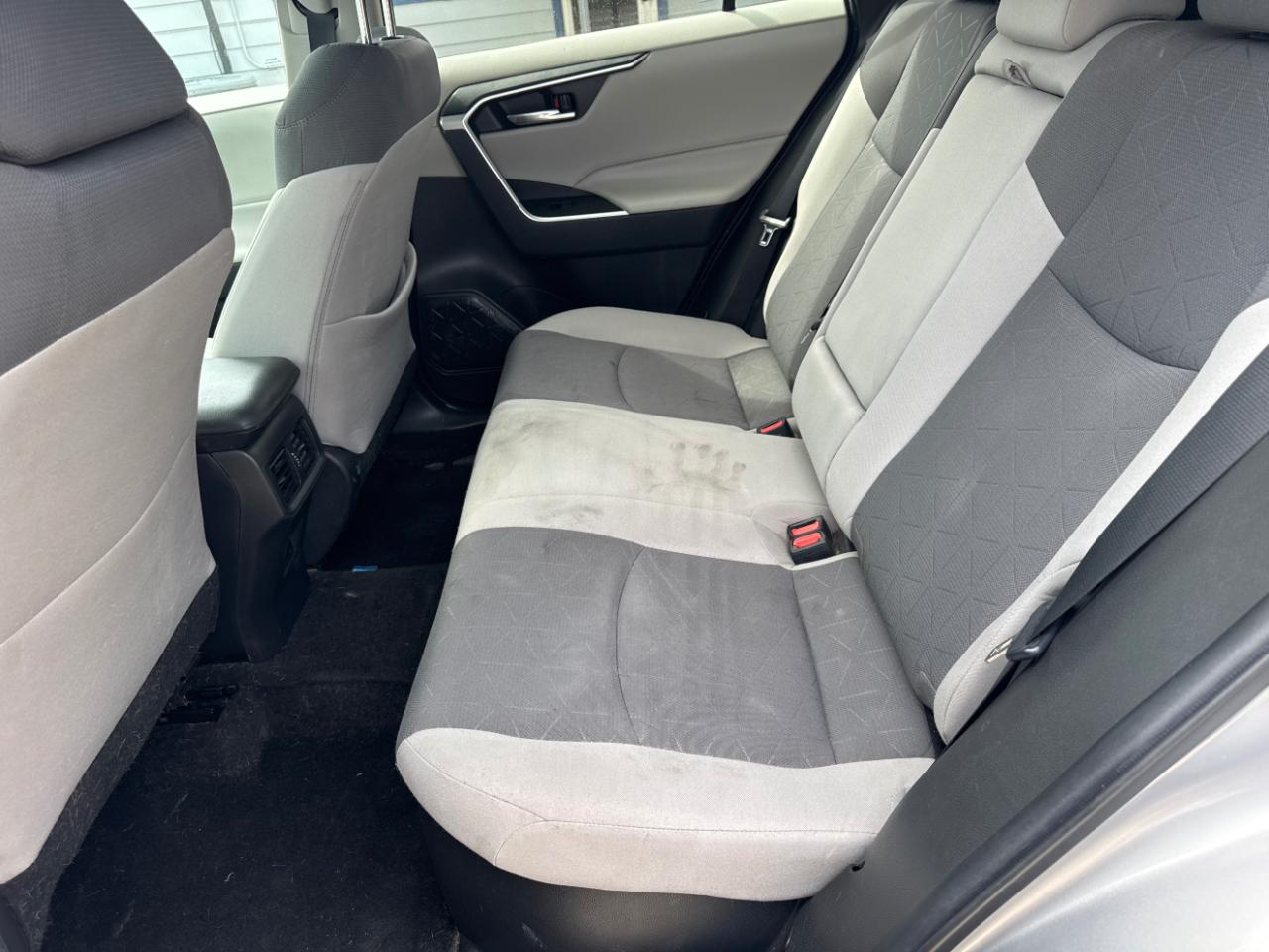 Toyota RAV4 Hybrid XLE 2021