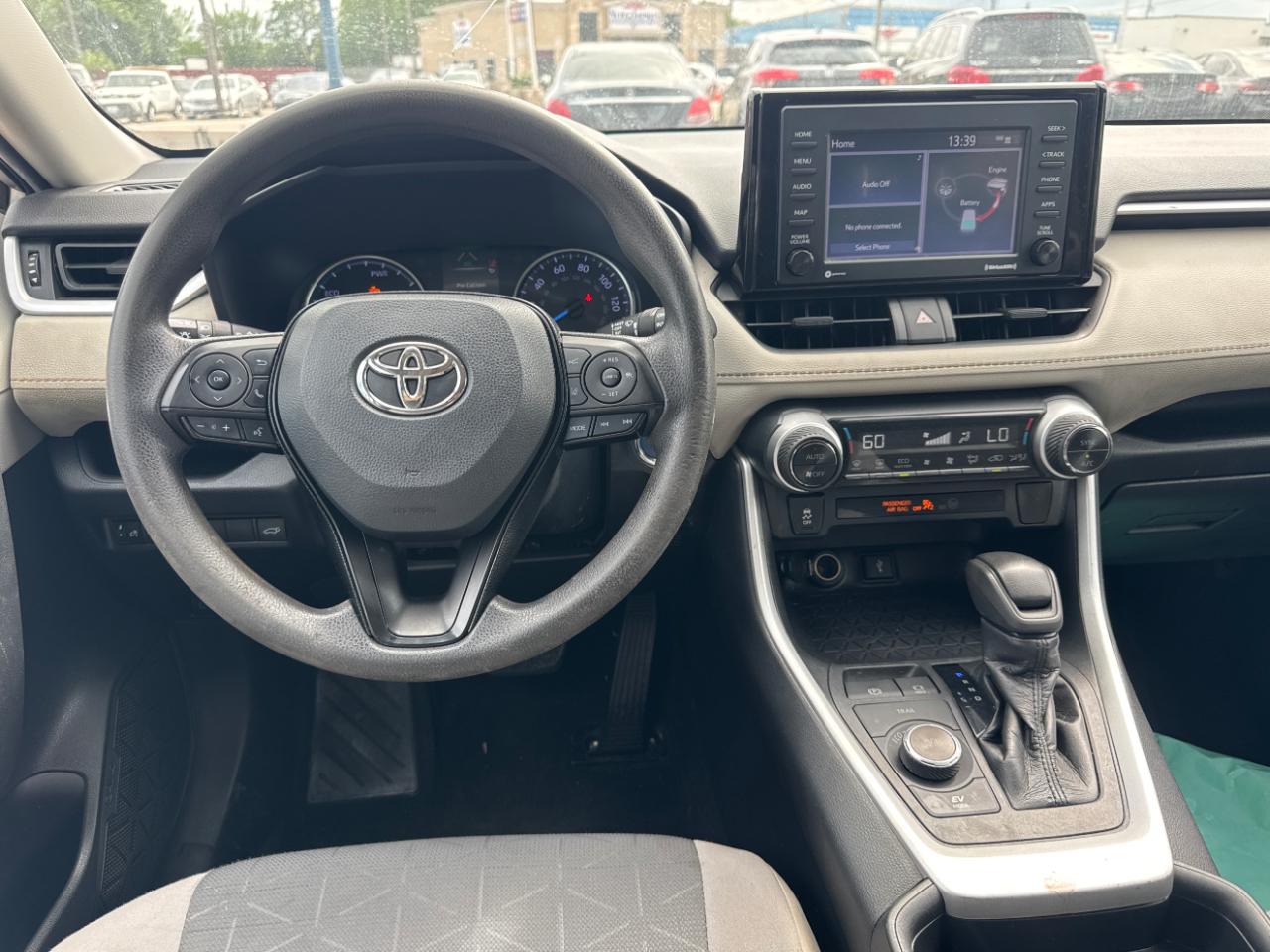 Toyota RAV4 Hybrid XLE 2021