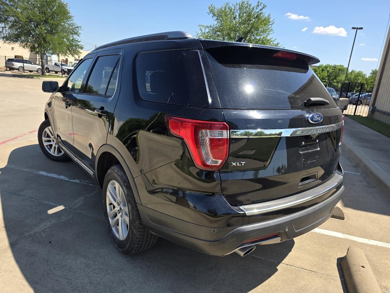 Ford Explorer XLT 4WD 2018