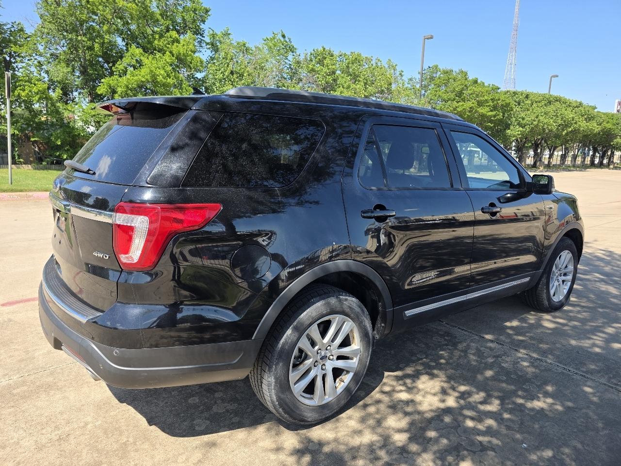Ford Explorer XLT 4WD 2018