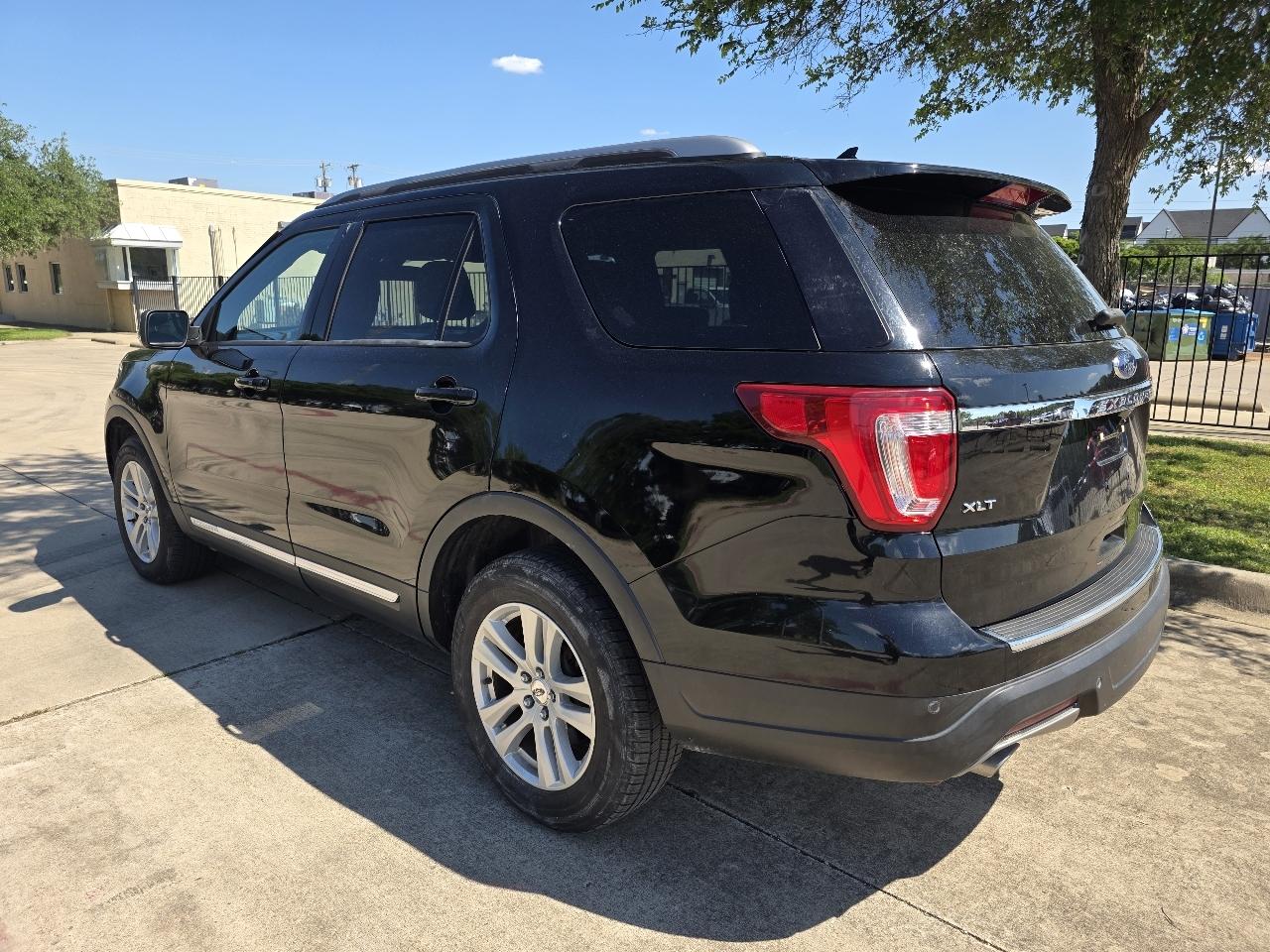 Ford Explorer XLT 4WD 2018
