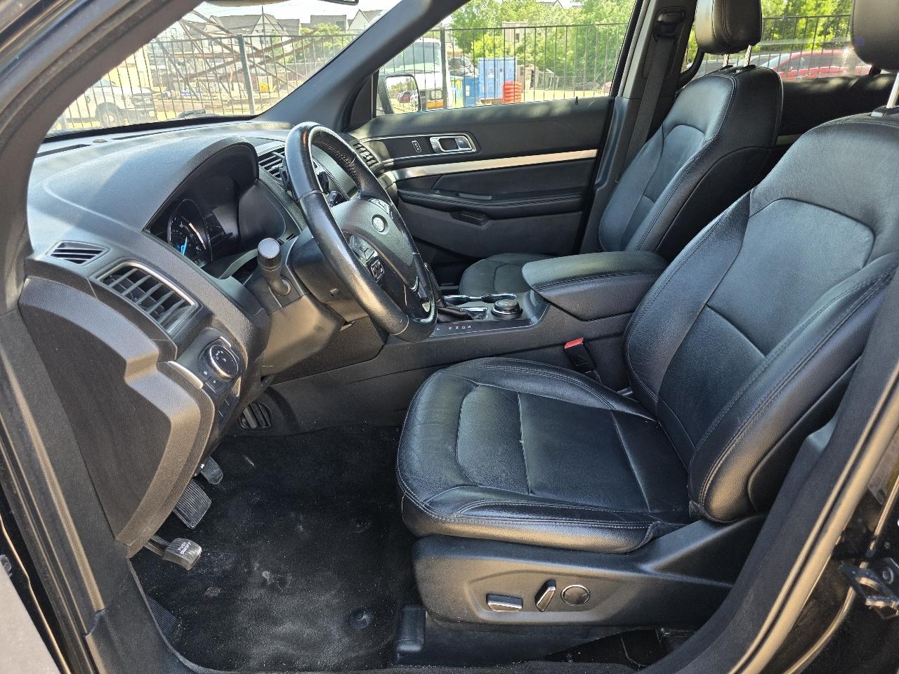 Ford Explorer XLT 4WD 2018