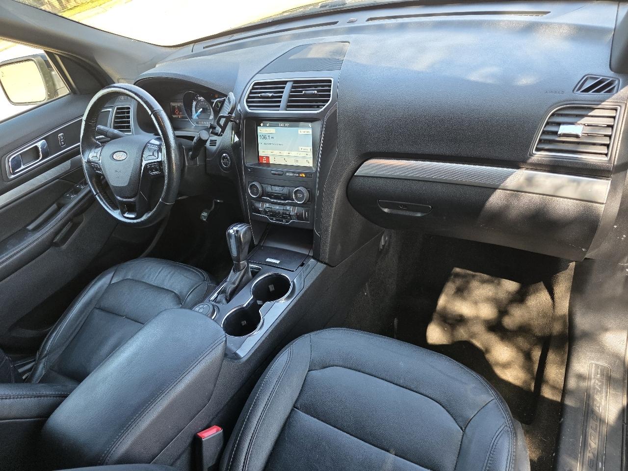 Ford Explorer XLT 4WD 2018