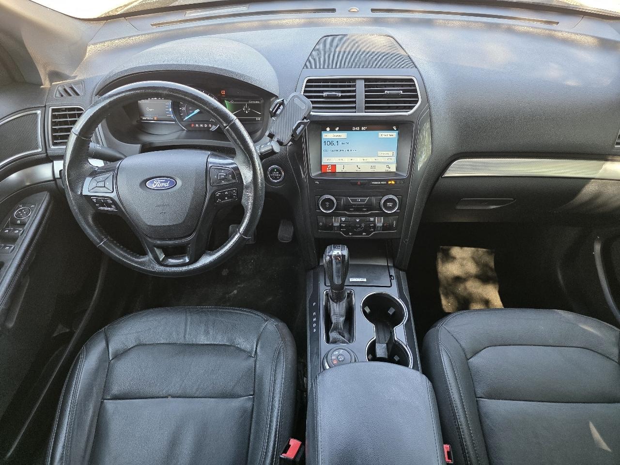 Ford Explorer XLT 4WD 2018