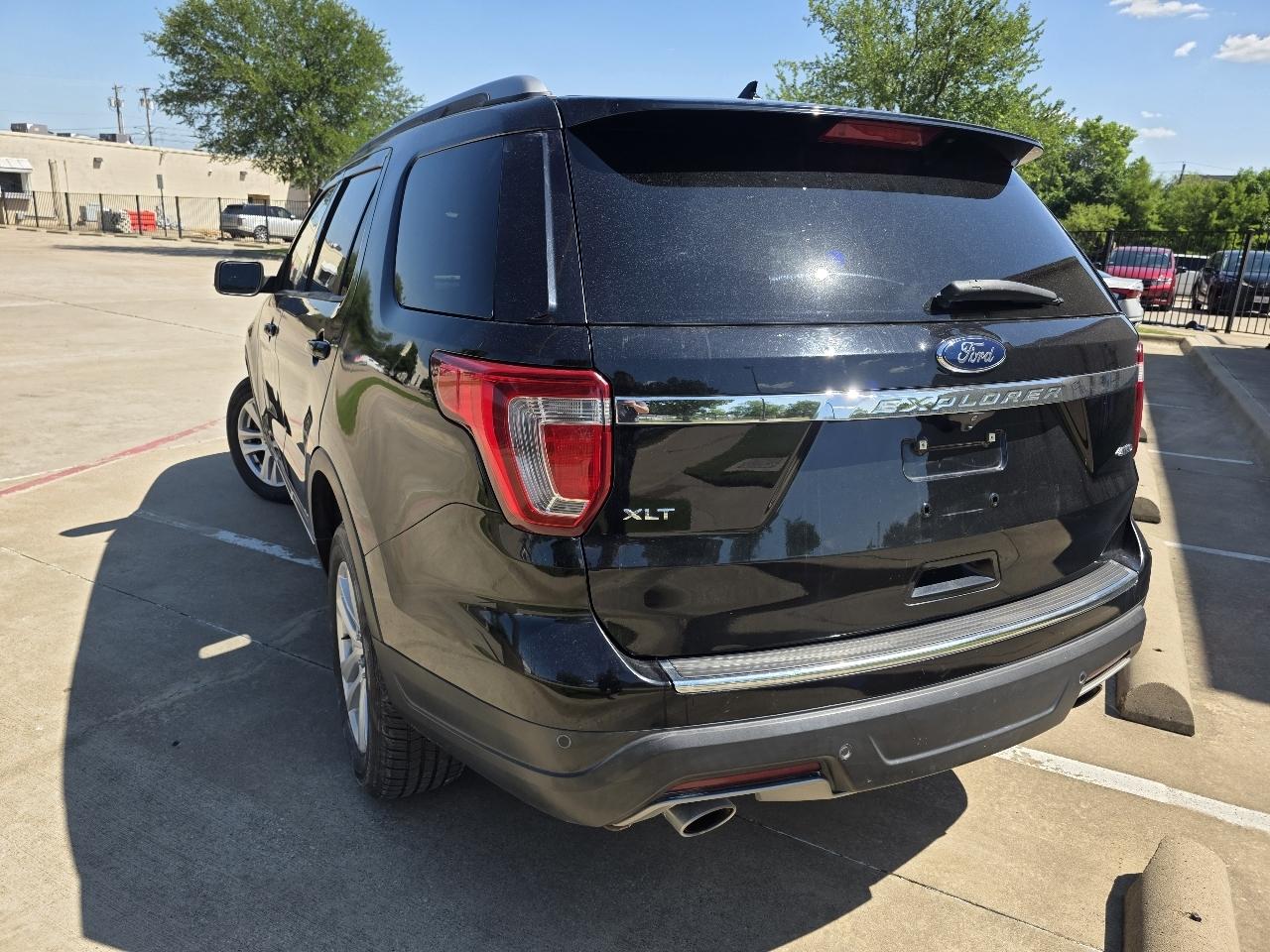 Ford Explorer XLT 4WD 2018