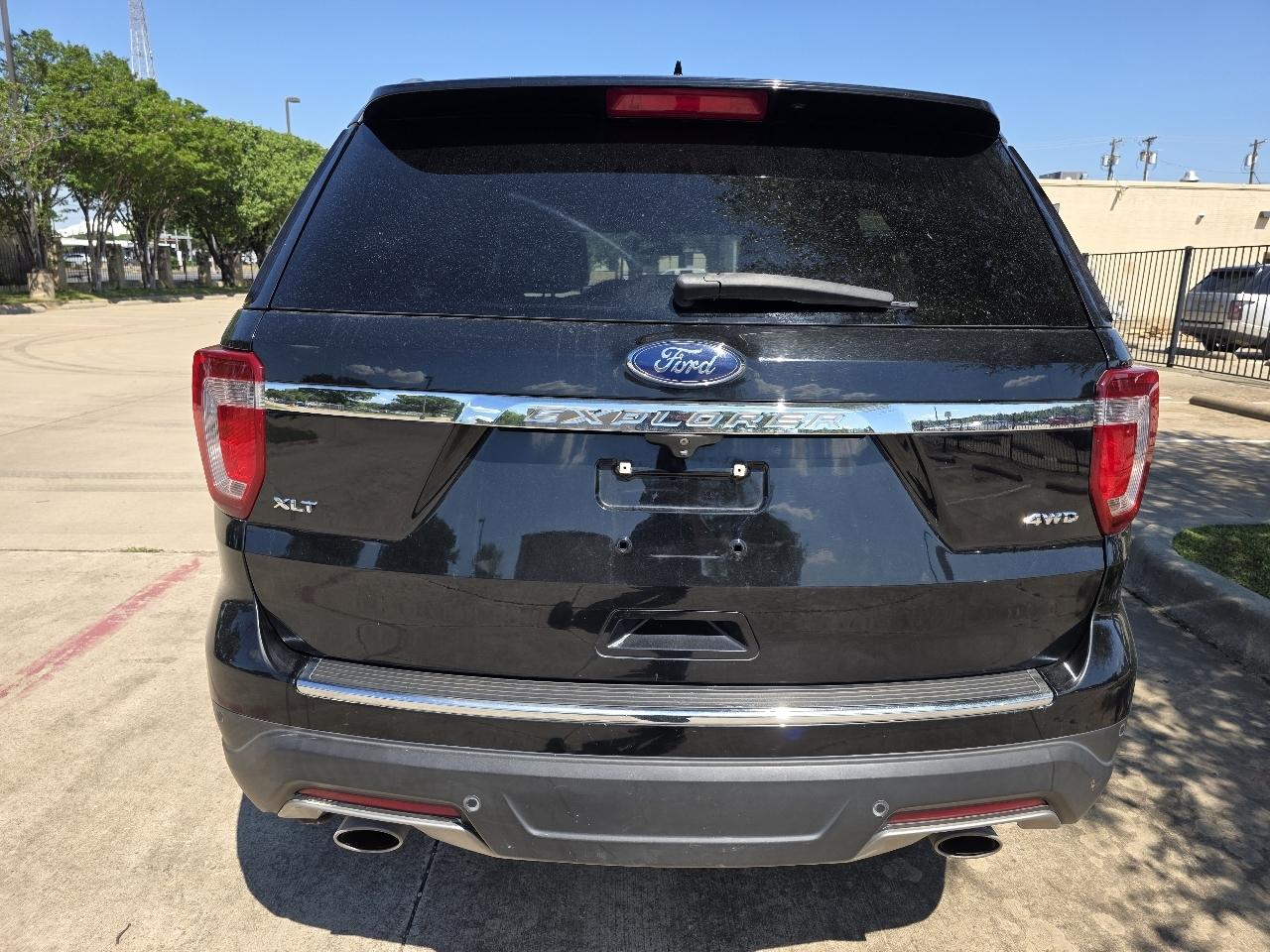 Ford Explorer XLT 4WD 2018