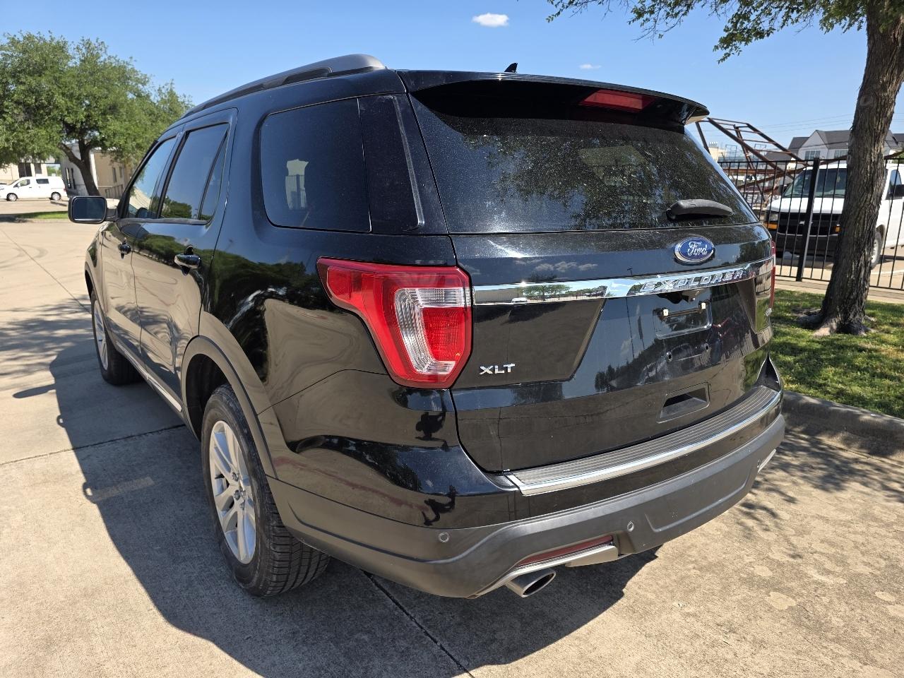 Ford Explorer XLT 4WD 2018