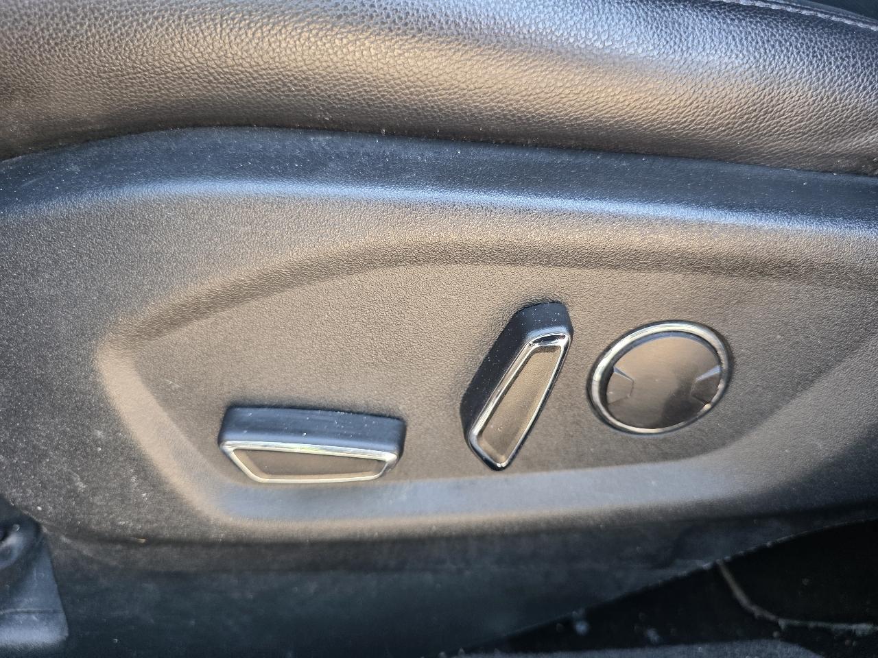 Ford Explorer XLT 4WD 2018