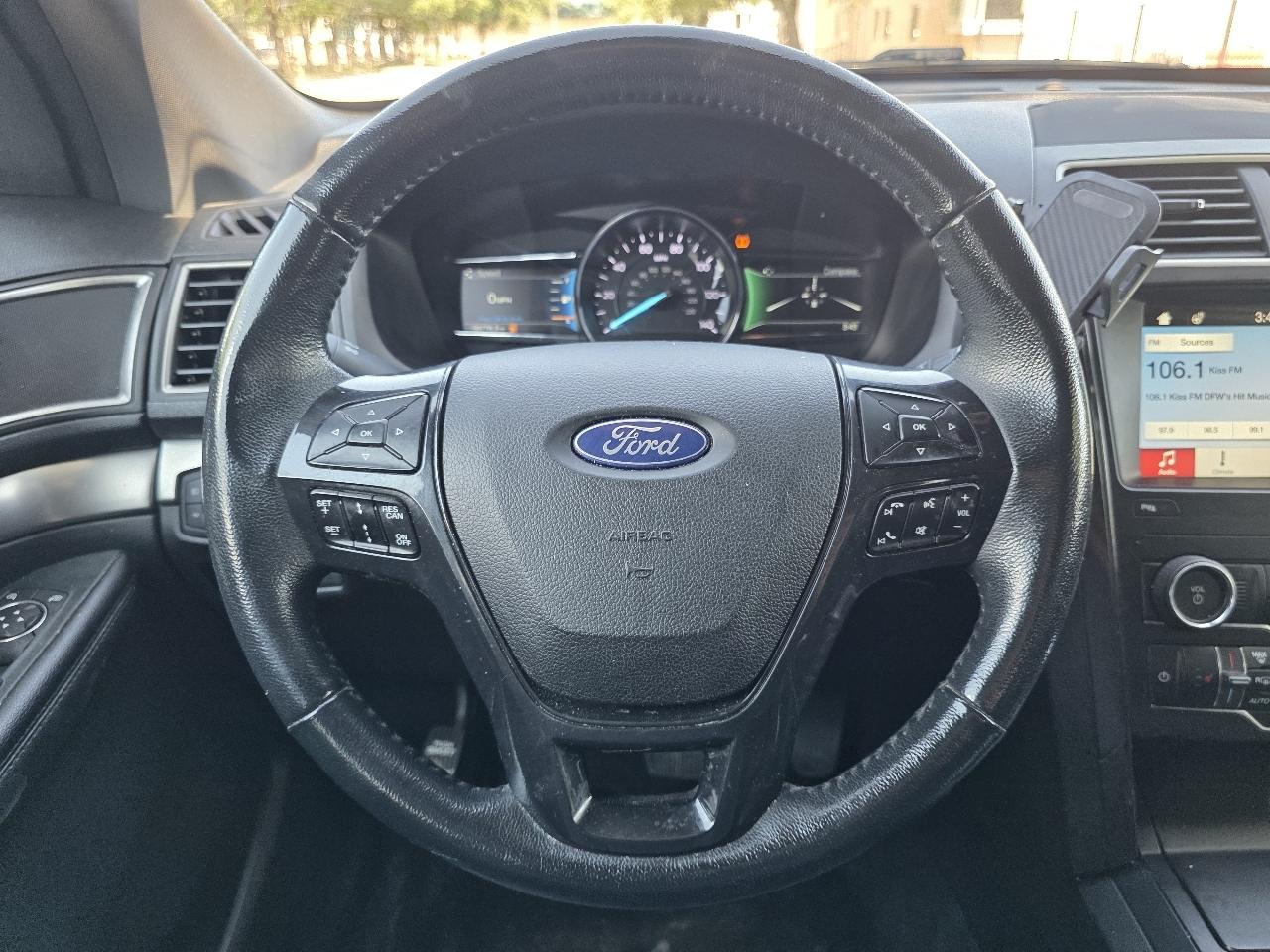Ford Explorer XLT 4WD 2018