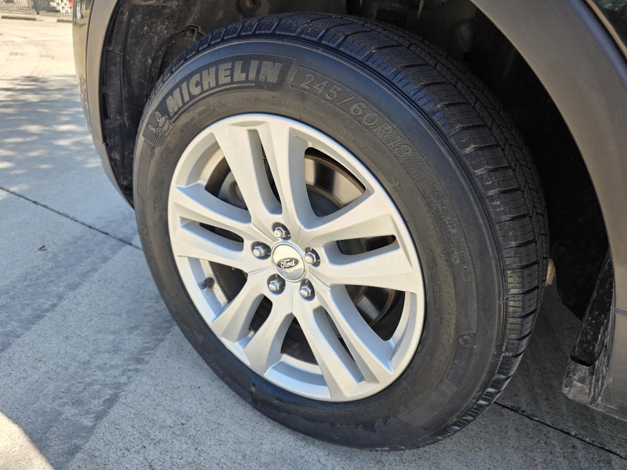 Ford Explorer XLT 4WD 2018