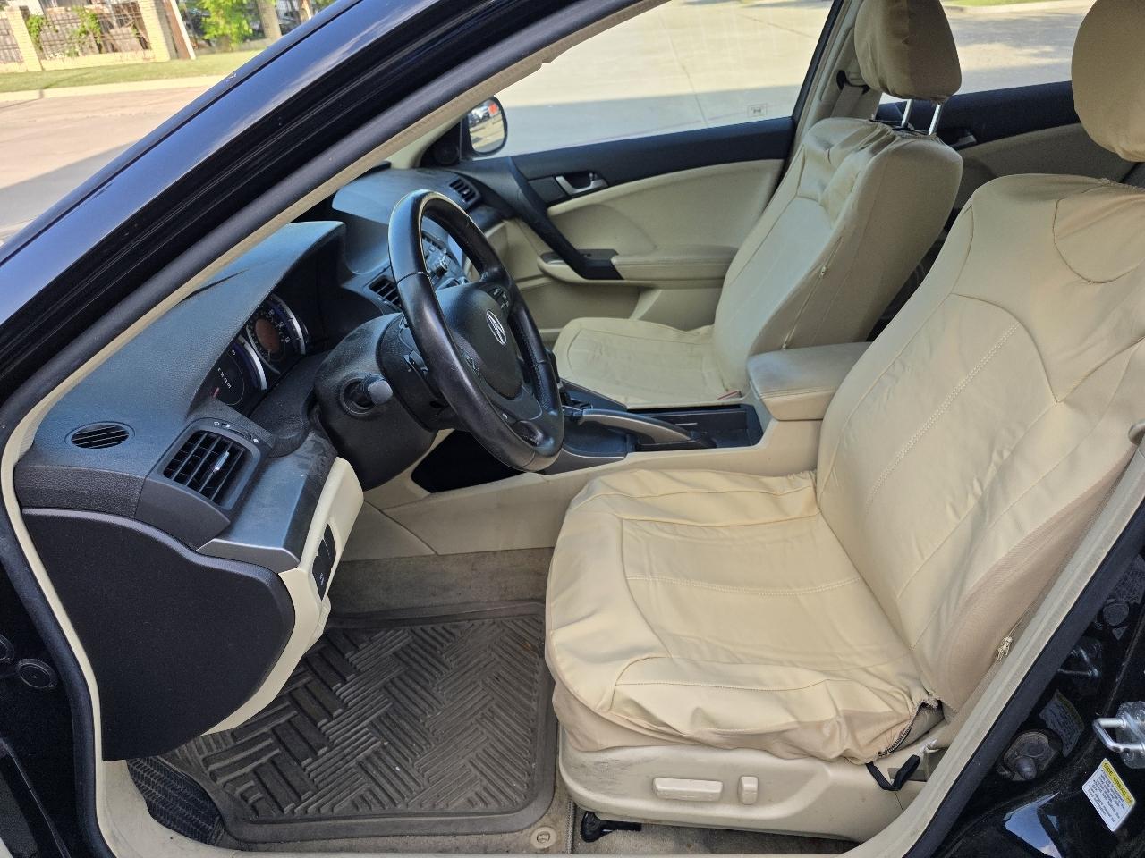 Acura TSX 5-speed AT 2010