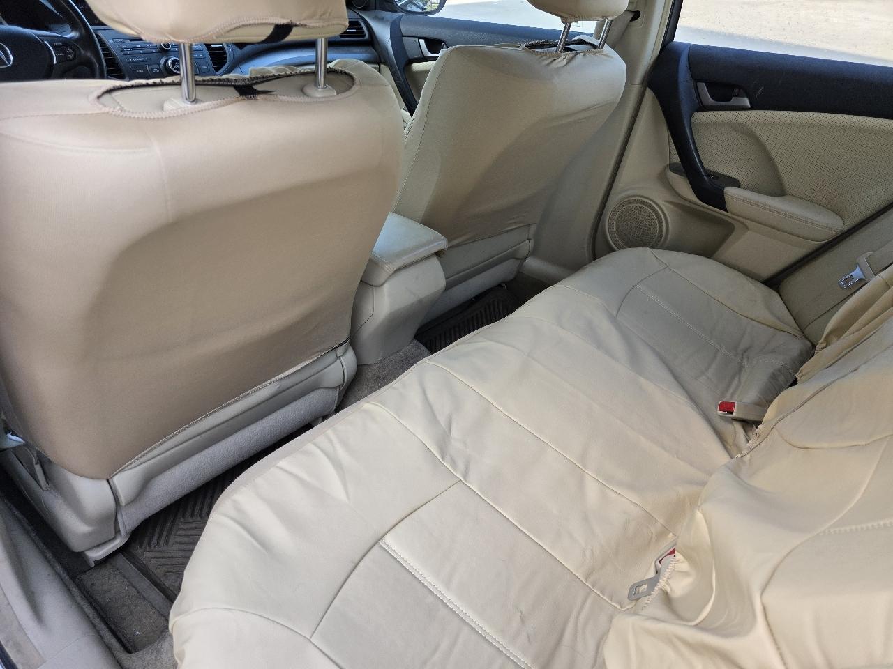 Acura TSX 5-speed AT 2010