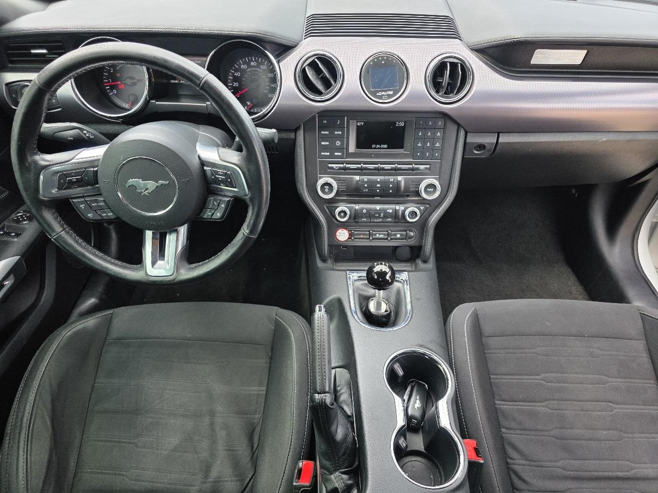 Ford Mustang GT Premium Coupe 2017