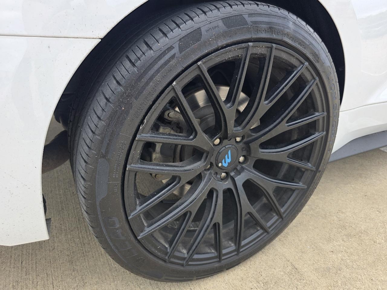 Ford Mustang GT Premium Coupe 2017