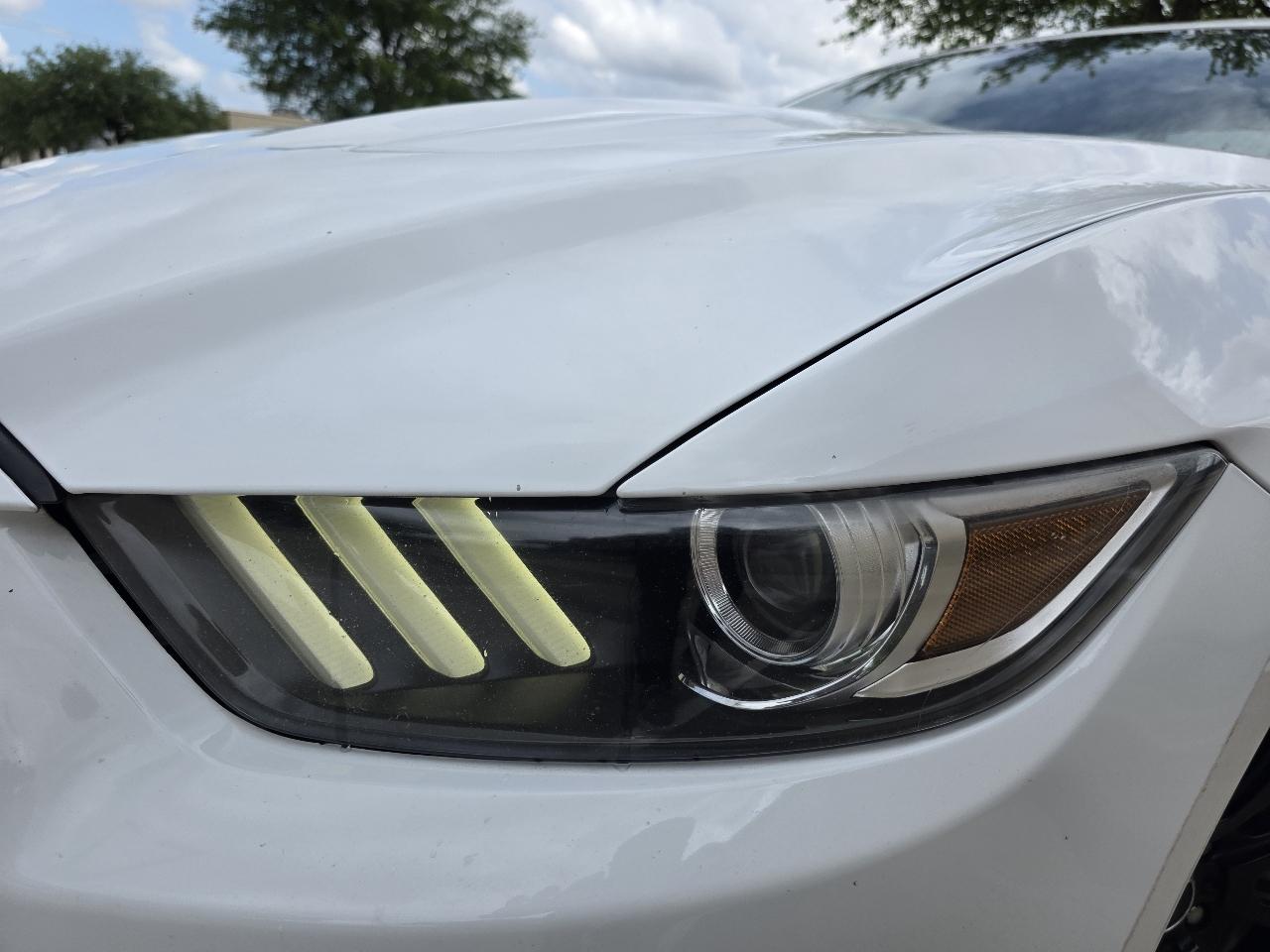 Ford Mustang GT Premium Coupe 2017