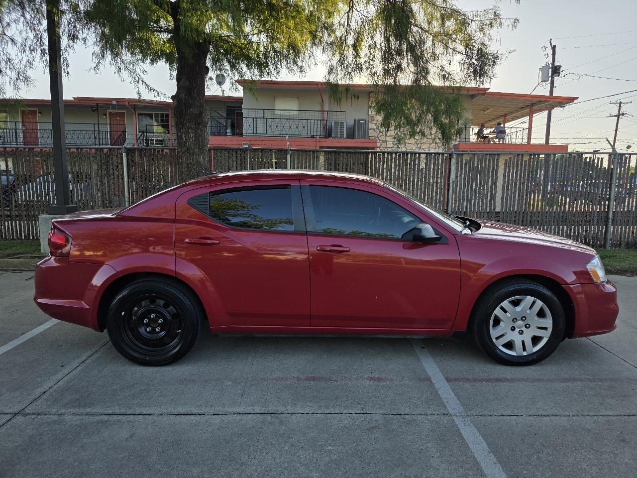 Dodge Avenger SE 2014