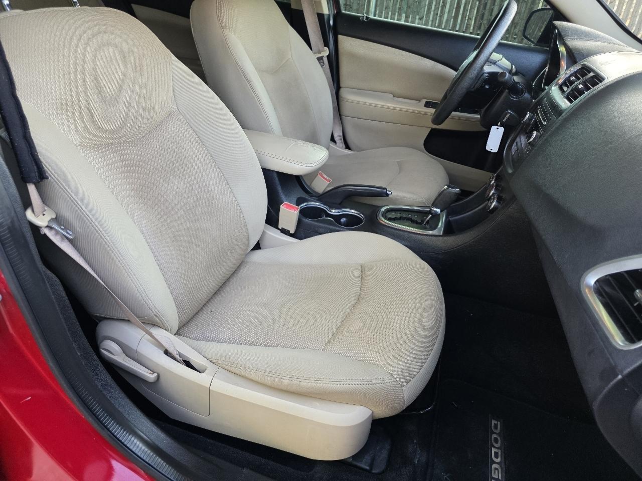 Dodge Avenger SE 2014