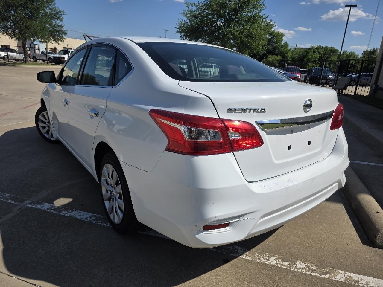 Nissan Sentra FE+ S 2016