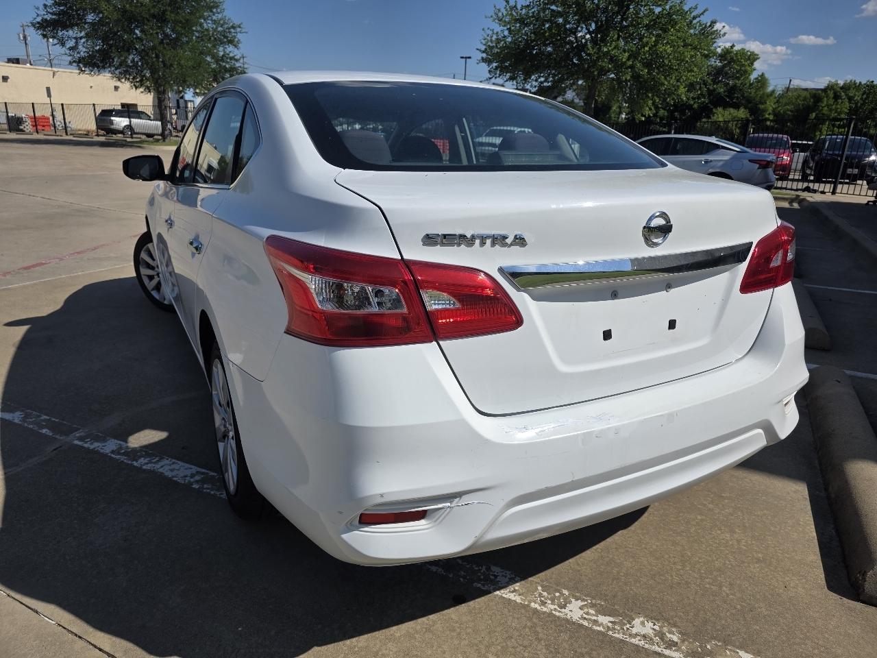 Nissan Sentra FE+ S 2016