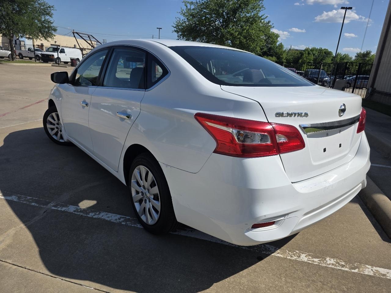 Nissan Sentra FE+ S 2016