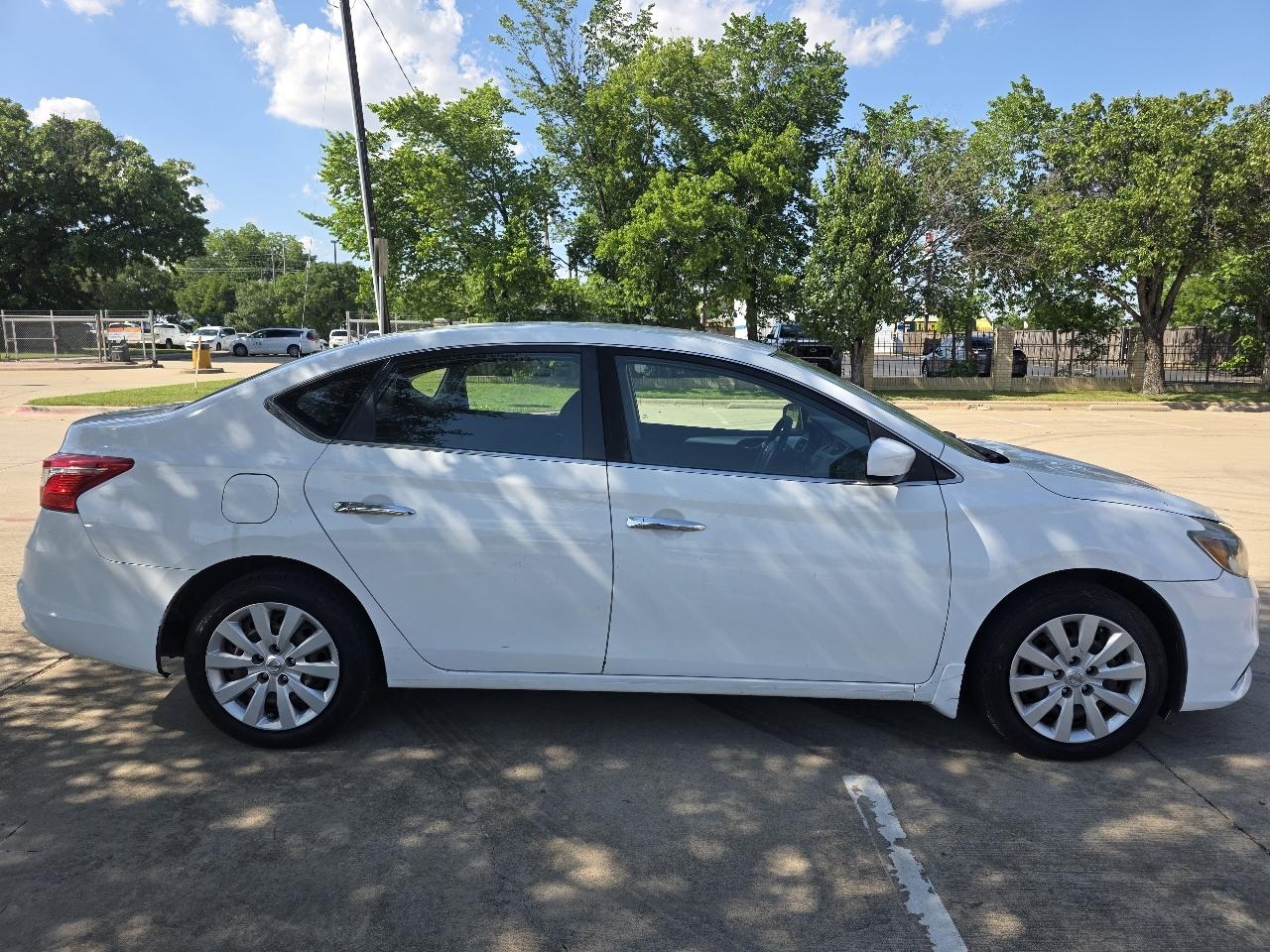 Nissan Sentra FE+ S 2016