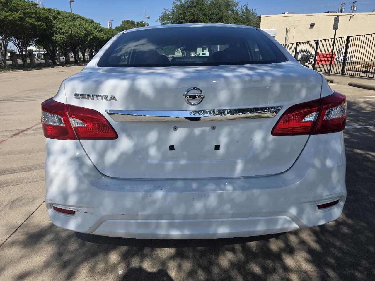 Nissan Sentra FE+ S 2016