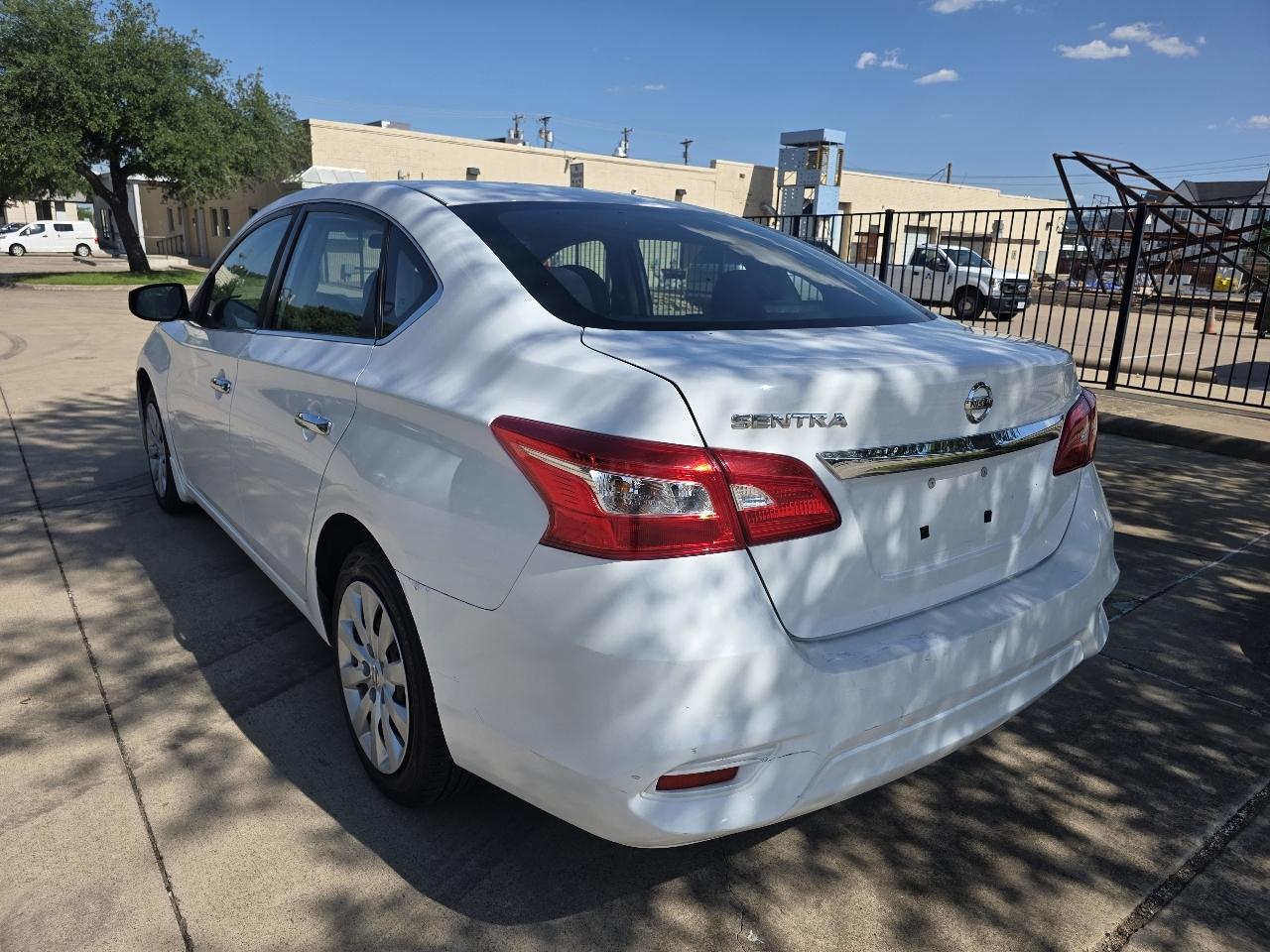 Nissan Sentra FE+ S 2016
